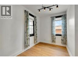 Enclosed porch - 2329 Meighen Road, Windsor, ON N8W4B8 Photo 13
