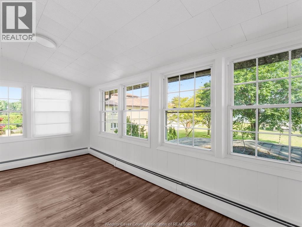 13050 RIVERSIDE DRIVE East - 23