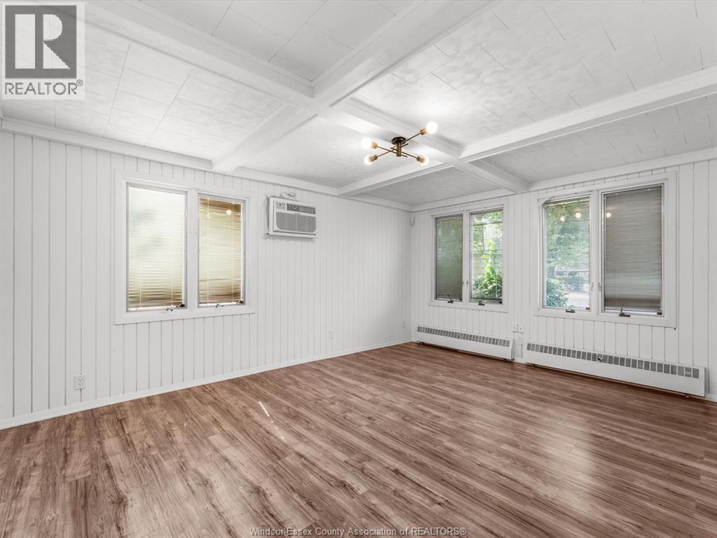 13050 RIVERSIDE DRIVE East - 32