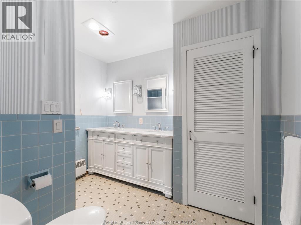 13050 RIVERSIDE DRIVE East - 36