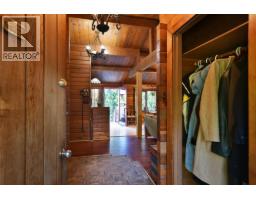 611 Gower Point Road, Gibsons, BC V0N1V8 Photo 15