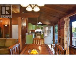 611 Gower Point Road, Gibsons, BC V0N1V8 Photo 6