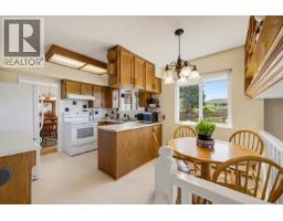 5247 57 Street, Delta, BC V4K3G3 Photo 13