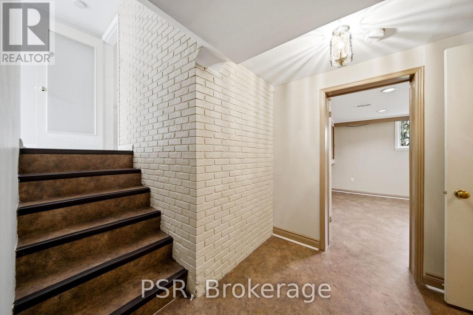 1475 LARCHVIEW TRAIL - Image 29