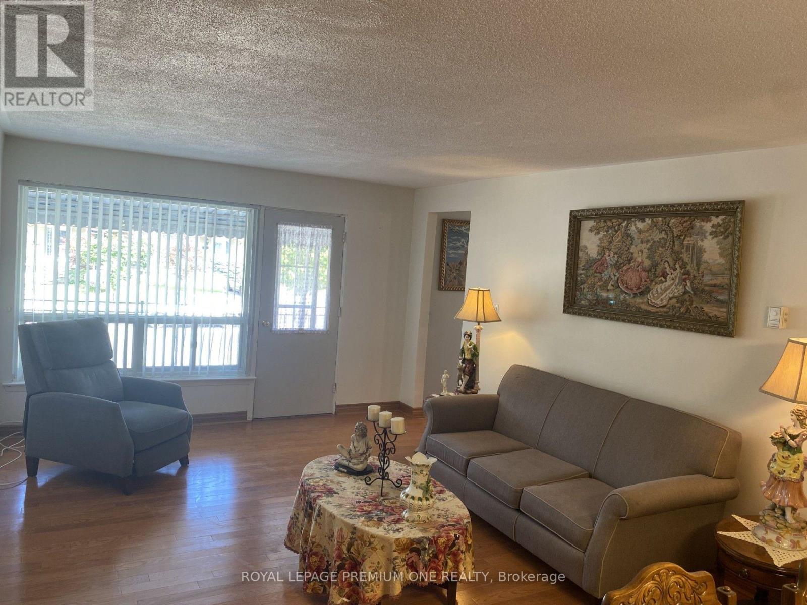 55 HUSBAND DRIVE - Image 5