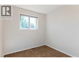 43 Shawinigan Lane Sw, Calgary, AB T2Y3B5 Photo 21