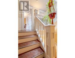 12 Victoria Street thumbnail 13