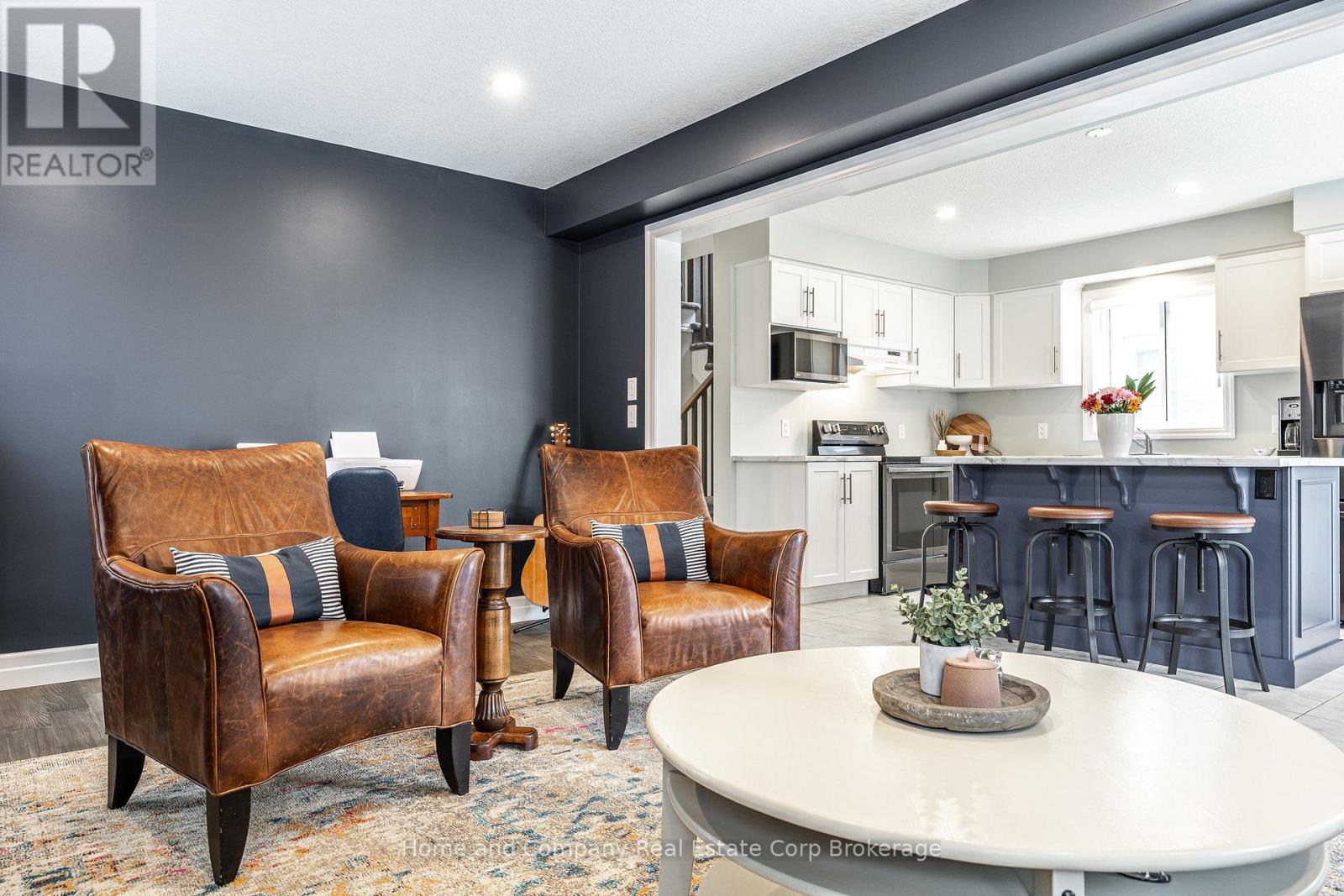 40 ROBERTSON DR DRIVE - 21