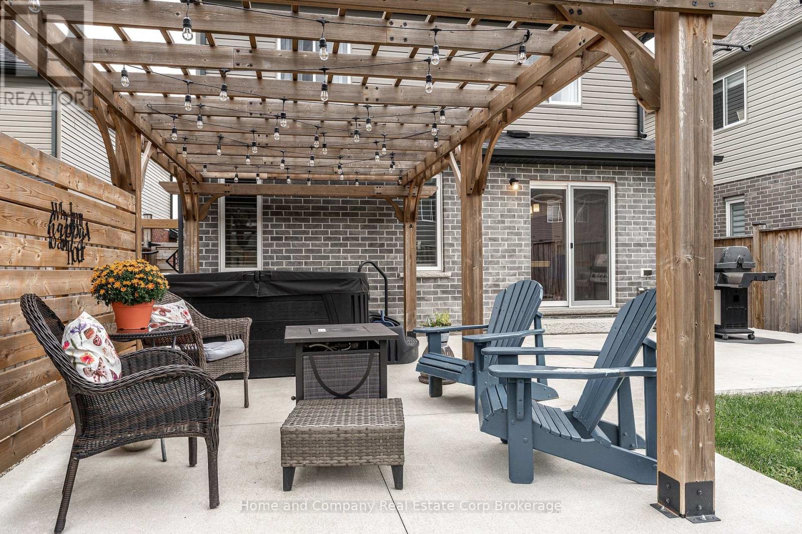 40 ROBERTSON DR DRIVE - 41