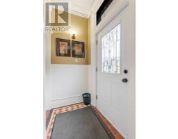12 Victoria Street thumbnail 8
