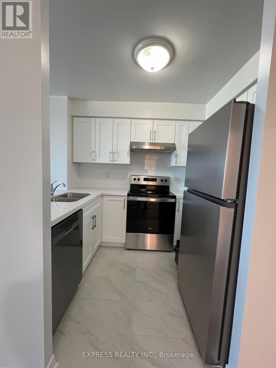 Photo of 942 Yonge Street