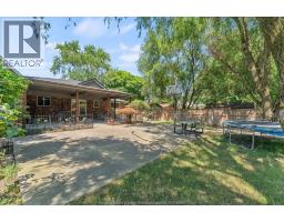 1055 Roseland Drive South, Windsor, ON N9G1T9 Photo 41
