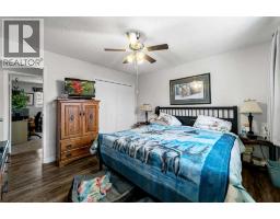 Kitchen - 6304 39 Avenue, Camrose, AB T4V2Z4 Photo 10