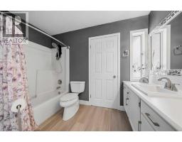 119 Applemont Close Se, Calgary, AB T2A7S3 Photo 17