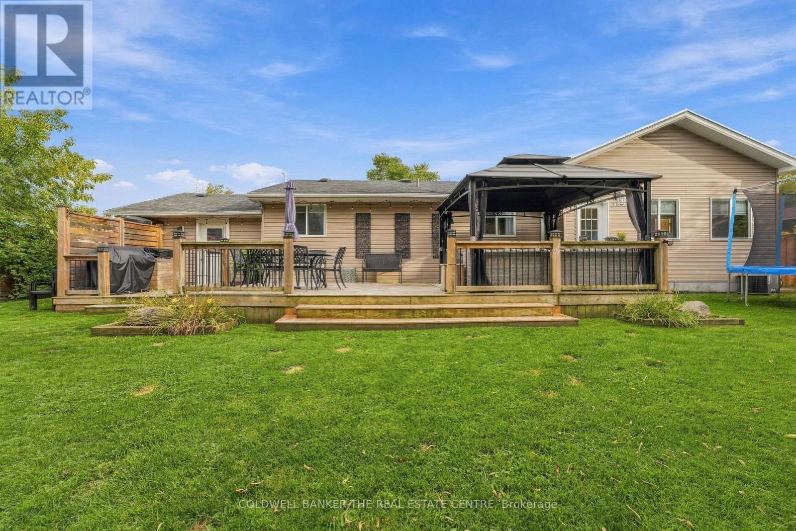 968 METRO ROAD N - 38