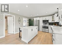 968 Metro Road N, Georgina, ON L4P3E9 Photo 12