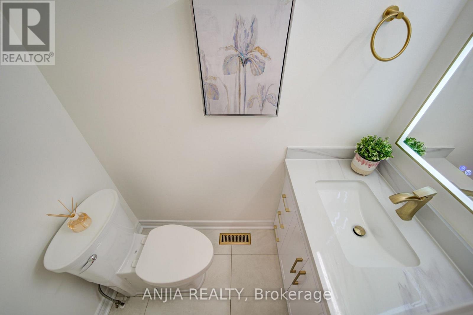 161 TAMARACK DRIVE - 13