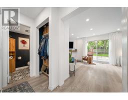 213 Simonston Boulevard, Markham, ON L3T4M3 Photo 10