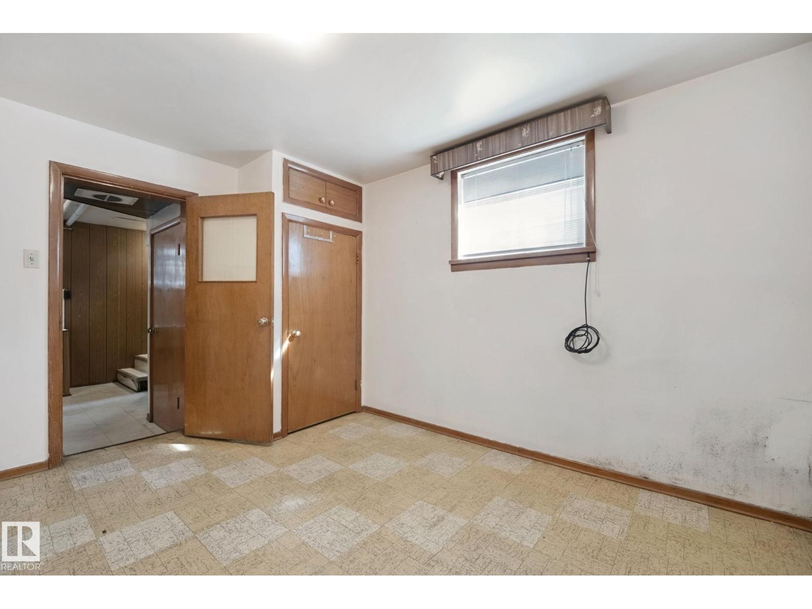 11705 81 ST NW - 30