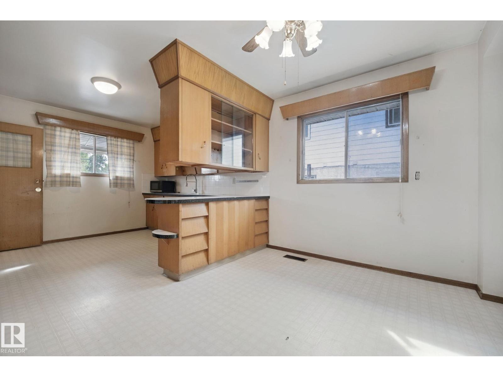11705 81 ST NW - Image 12