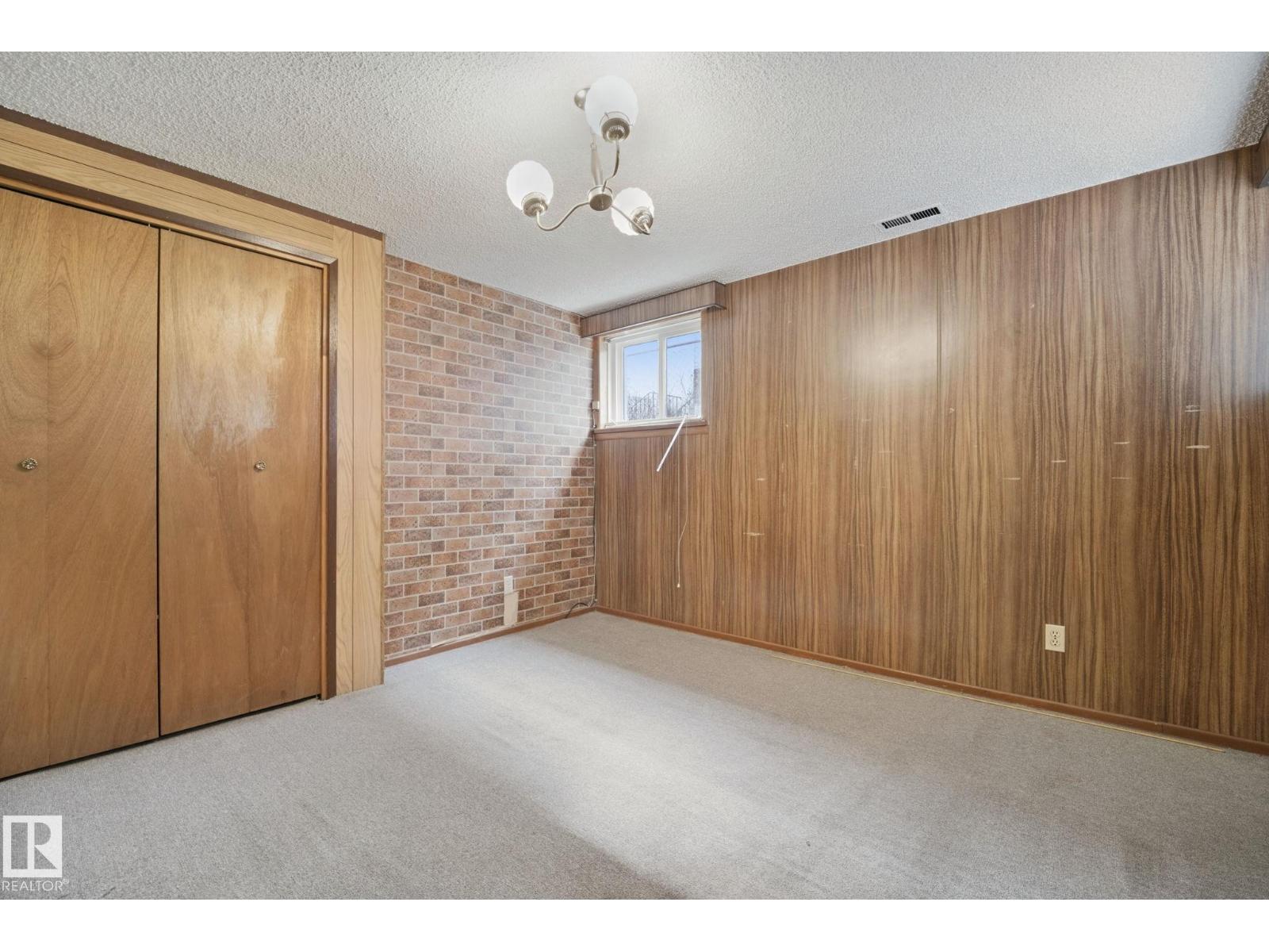 11705 81 ST NW - 39