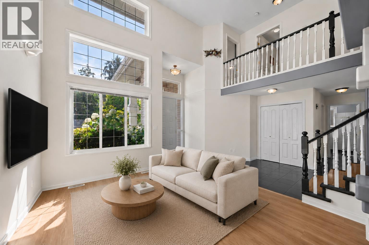 12227 BONSON Road, Pitt Meadows, British Columbia, V3Y2L5, Pitt Meadows, British Columbia — photo 3 of 5