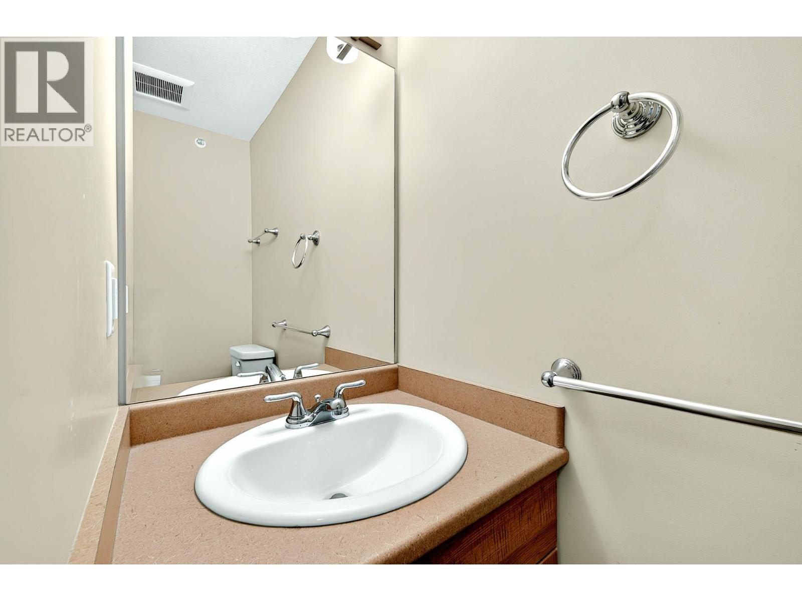 #423 755 Mayfair Street - 21