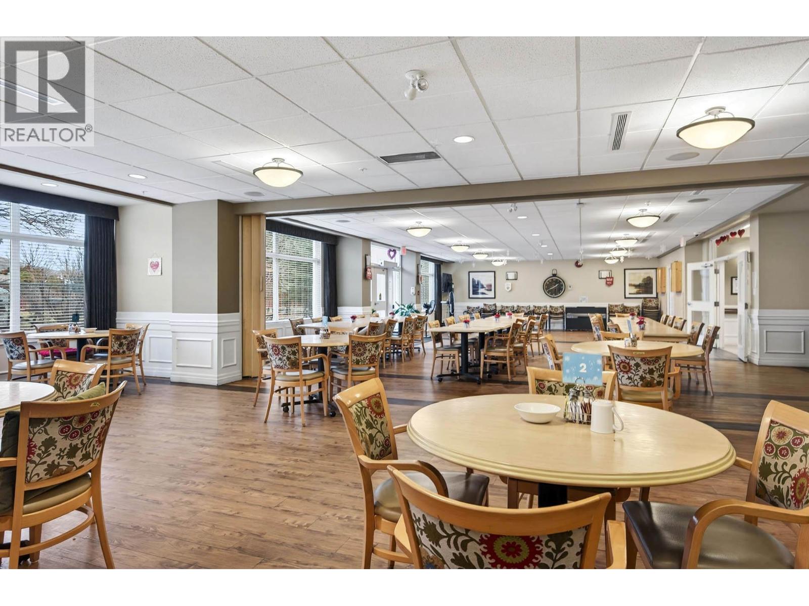 #423 755 Mayfair Street - 35