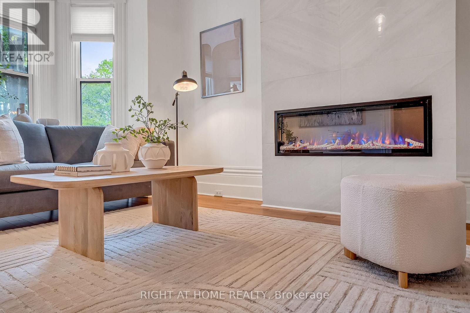 118 LANSDOWNE AVENUE - 11