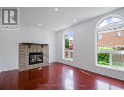 22 Meadow Glade Road, Brampton, ON L6R1Z7 Photo 10