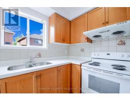 22 Meadow Glade Road, Brampton, ON L6R1Z7 Photo 15
