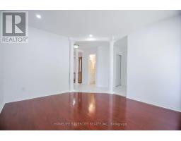 Laundry room - 22 Meadow Glade Road, Brampton, ON L6R1Z7 Photo 9