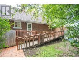 15 Grand Blvd, Sault Ste  Marie, ON P6B4R8 Photo 9