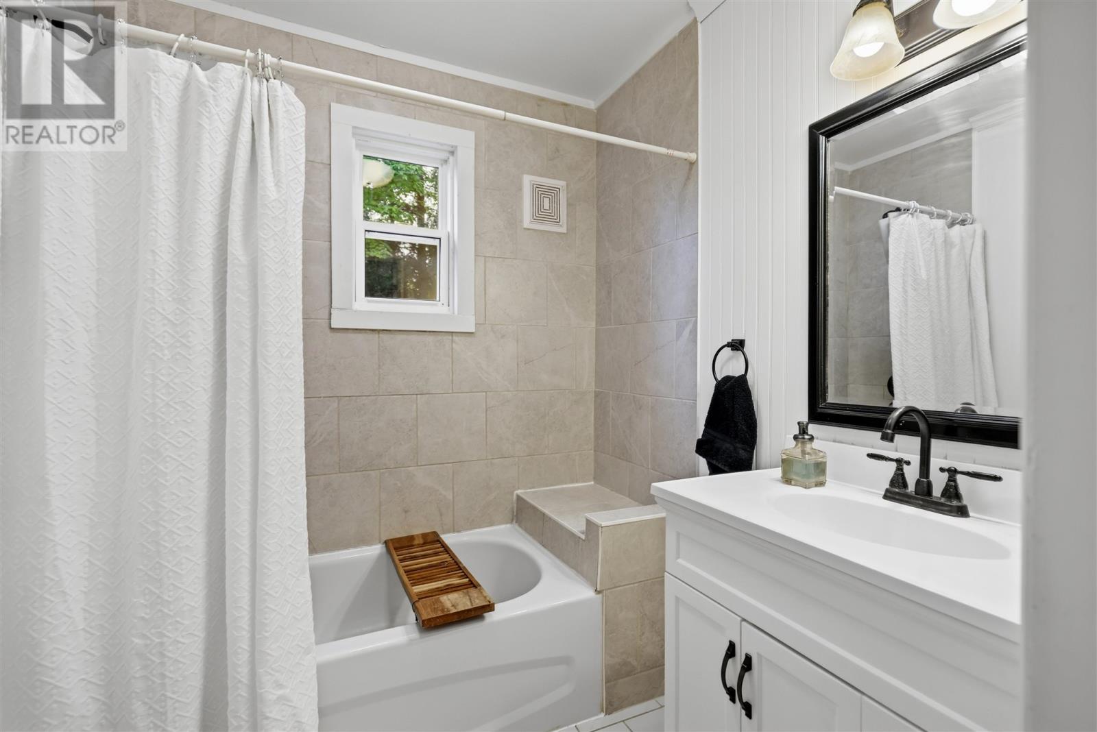 59 Adeline AVE - 22