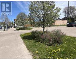 2-8 Queen St E, Sault Ste  Marie, ON P6A1Y3 Photo 7