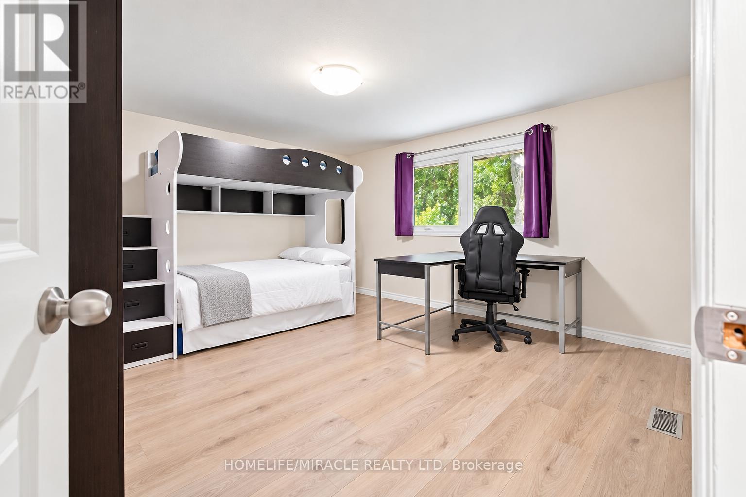 365 BLUE FOREST DRIVE - Image 14