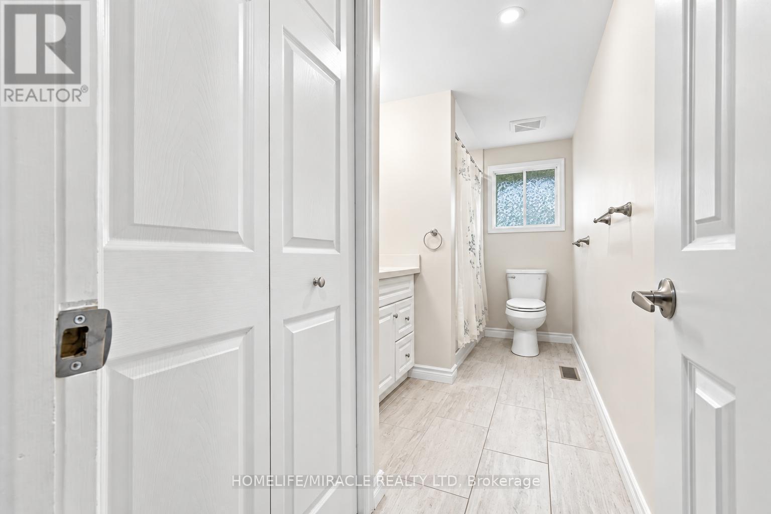 365 BLUE FOREST DRIVE - Image 17