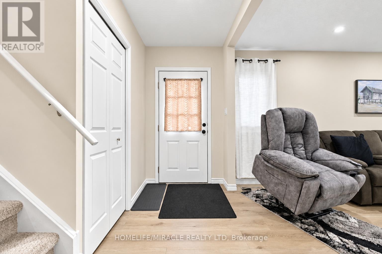 365 BLUE FOREST DRIVE - Image 3