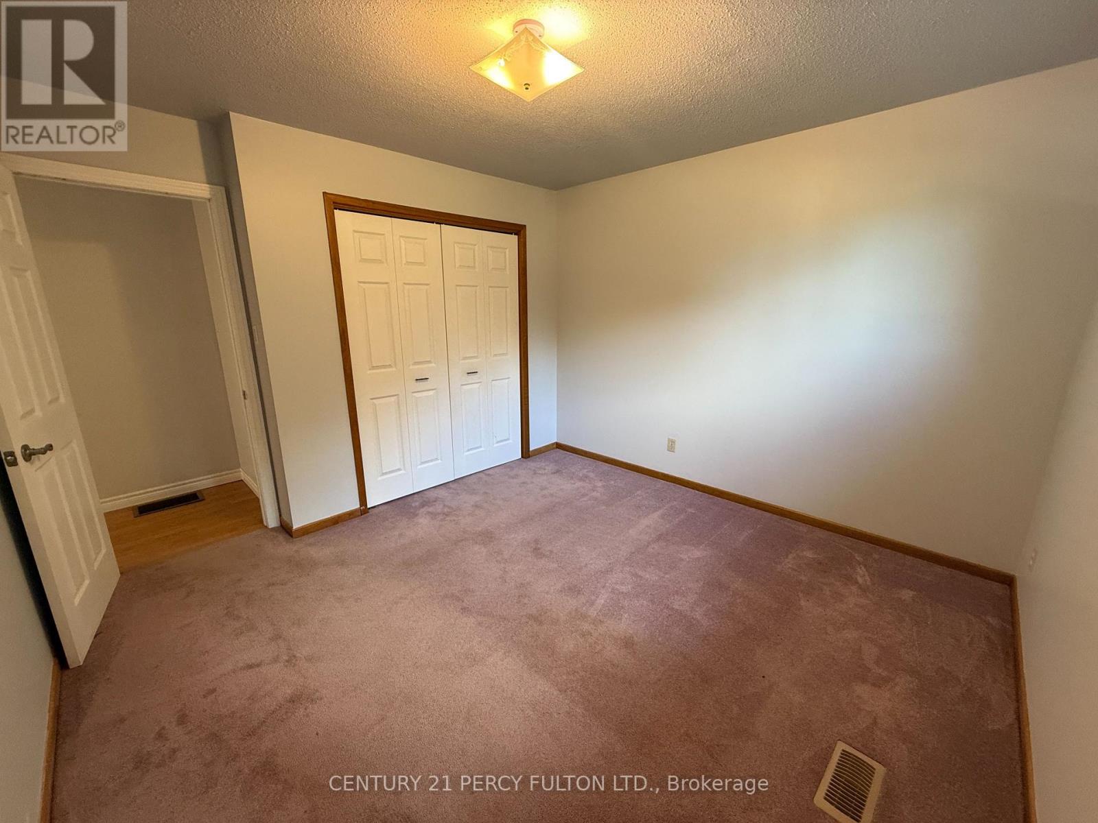 24 SOUTHWOOD CRESCENT - 10