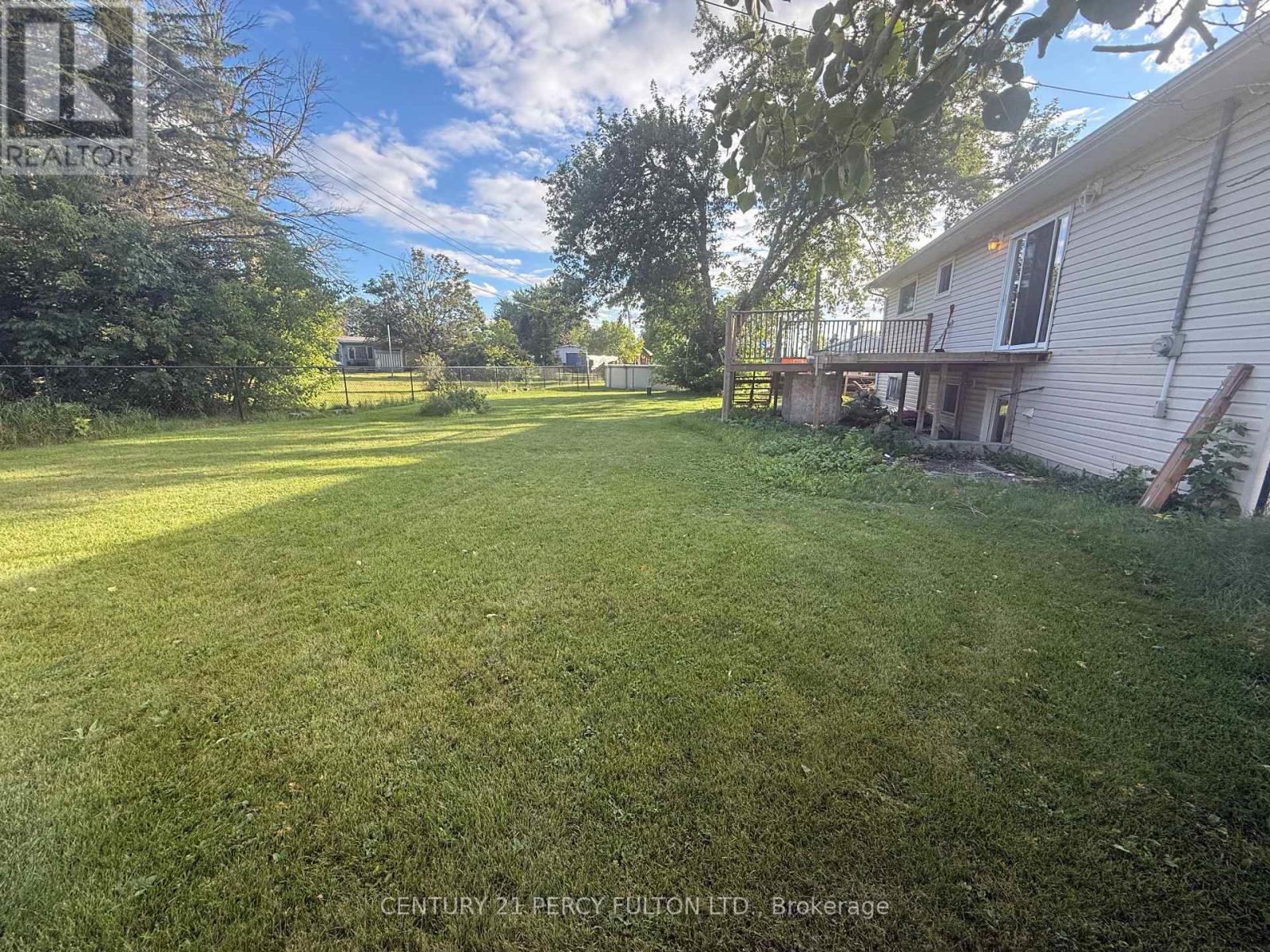 24 SOUTHWOOD CRESCENT - Image 21