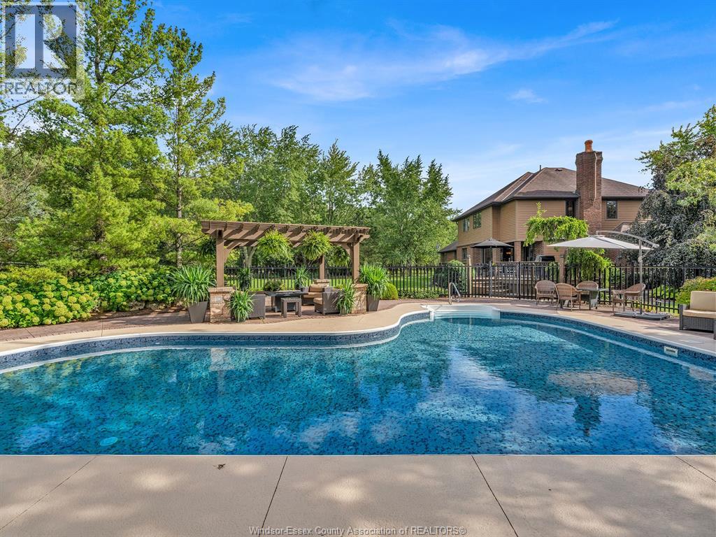 4024 HICKORY ACRES DRIVE - 37