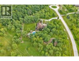 4024 Hickory Acres Drive, Harrow, ON N0R1G0 Photo 46