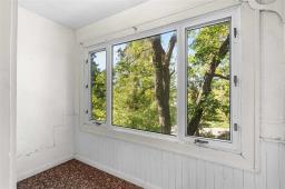 Utility room - 196 Enfield Crescent, Winnipeg, MB R2H1B1 Photo 12