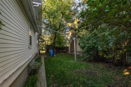 196 Enfield Crescent, Winnipeg, MB R2H1B1 Photo 40