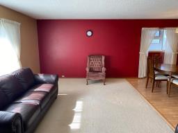 Den - 10 Beaupre Bay, Winnipeg, MB R3X1C7 Photo 9