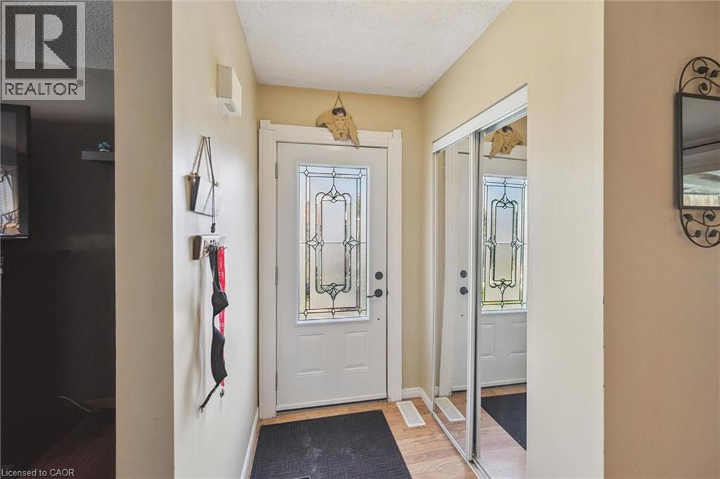 149 IRONSTONE Drive - Image 6
