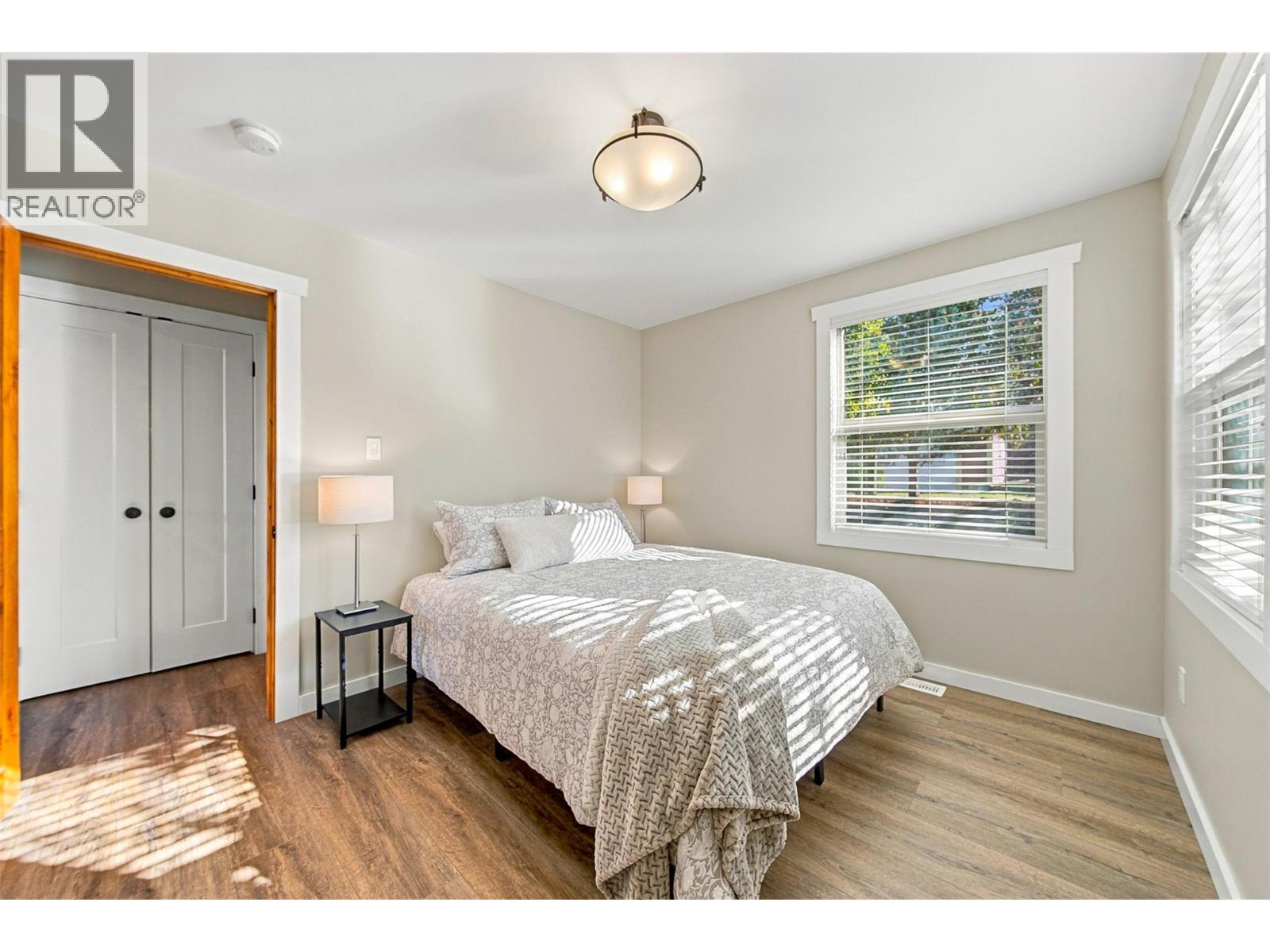 1201 PLEASANT Street - 9