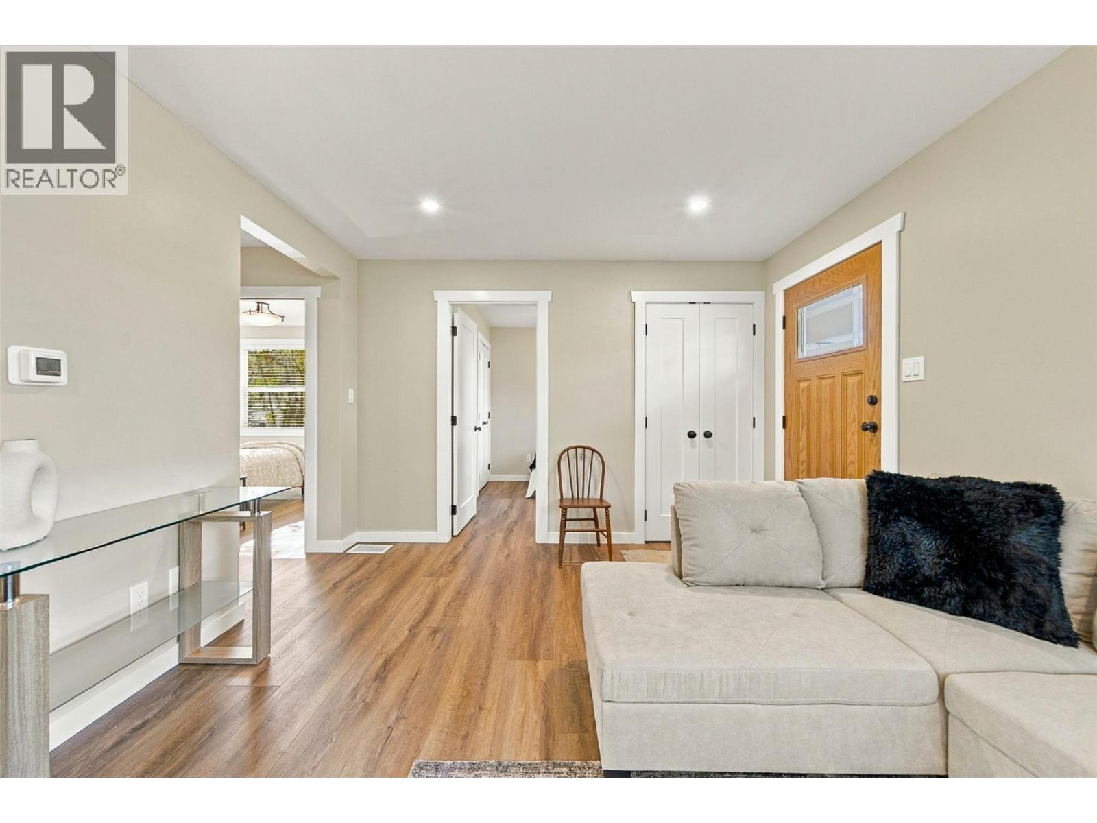 1201 PLEASANT Street - 13