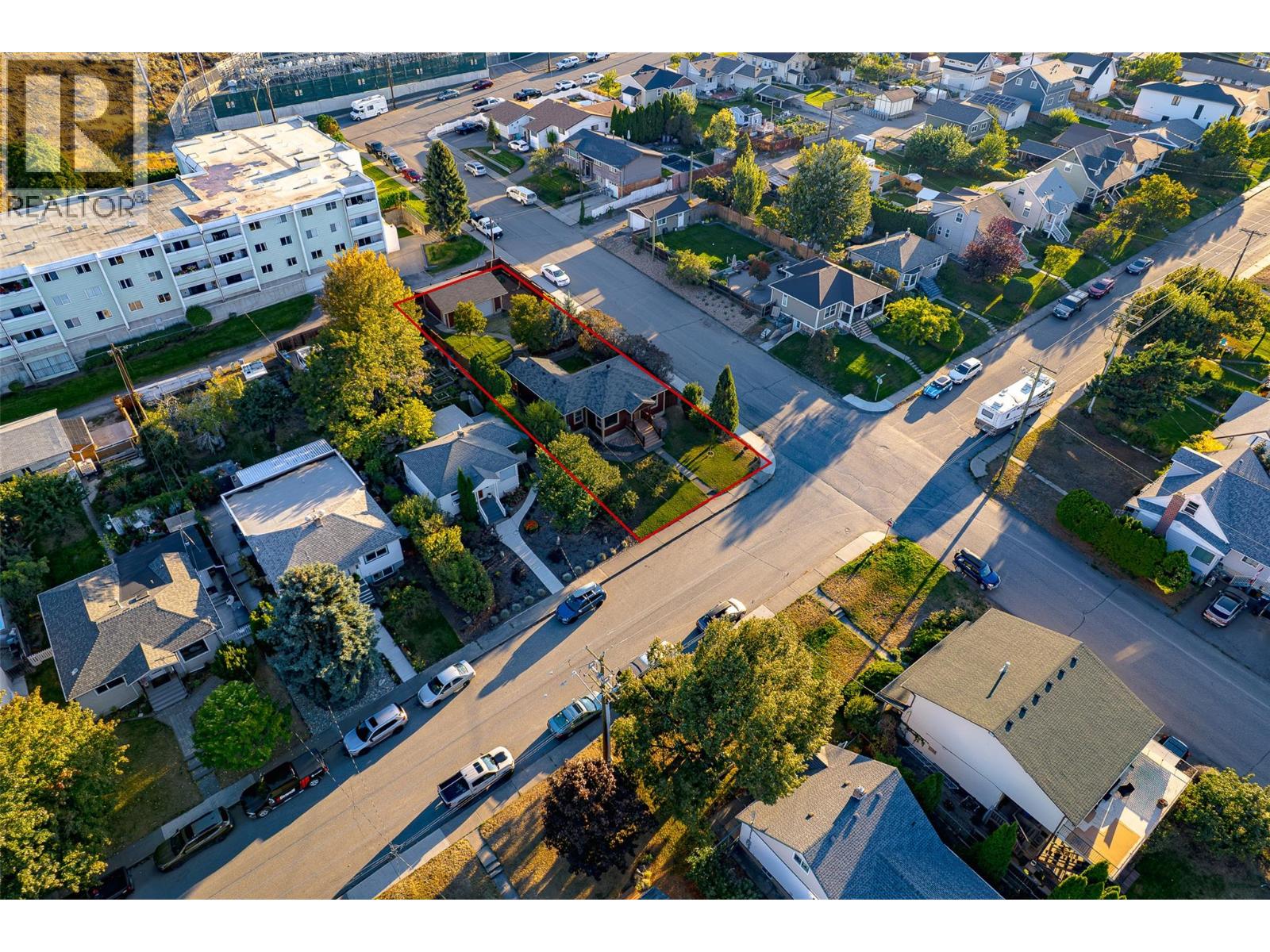 1201 PLEASANT Street - 60