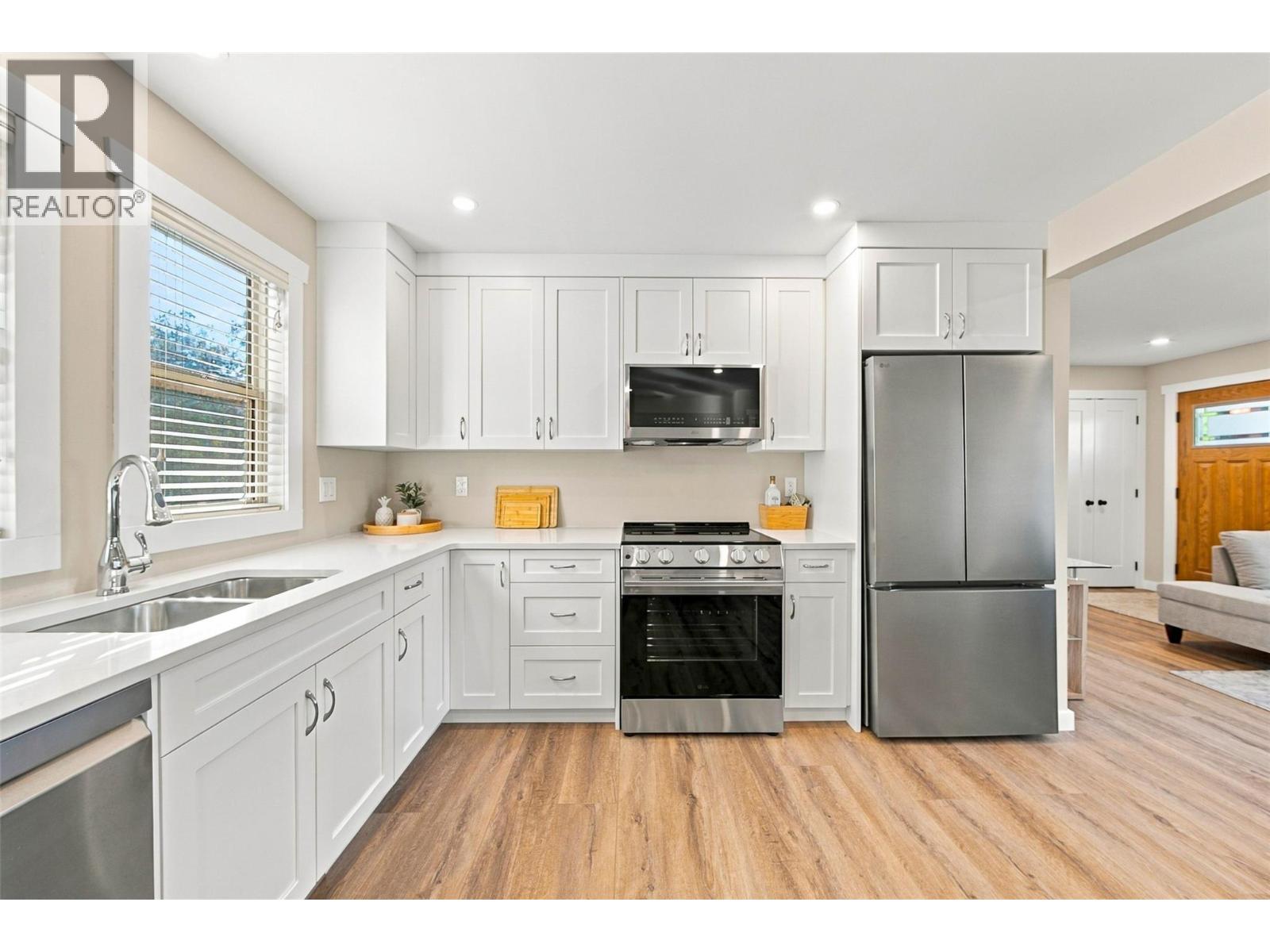 1201 PLEASANT Street - 17